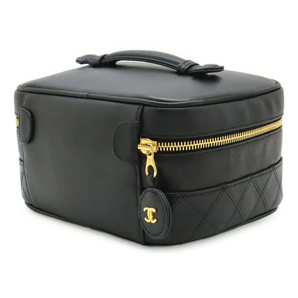 CHANEL Black Leather Pouch - Picture 3 of 10